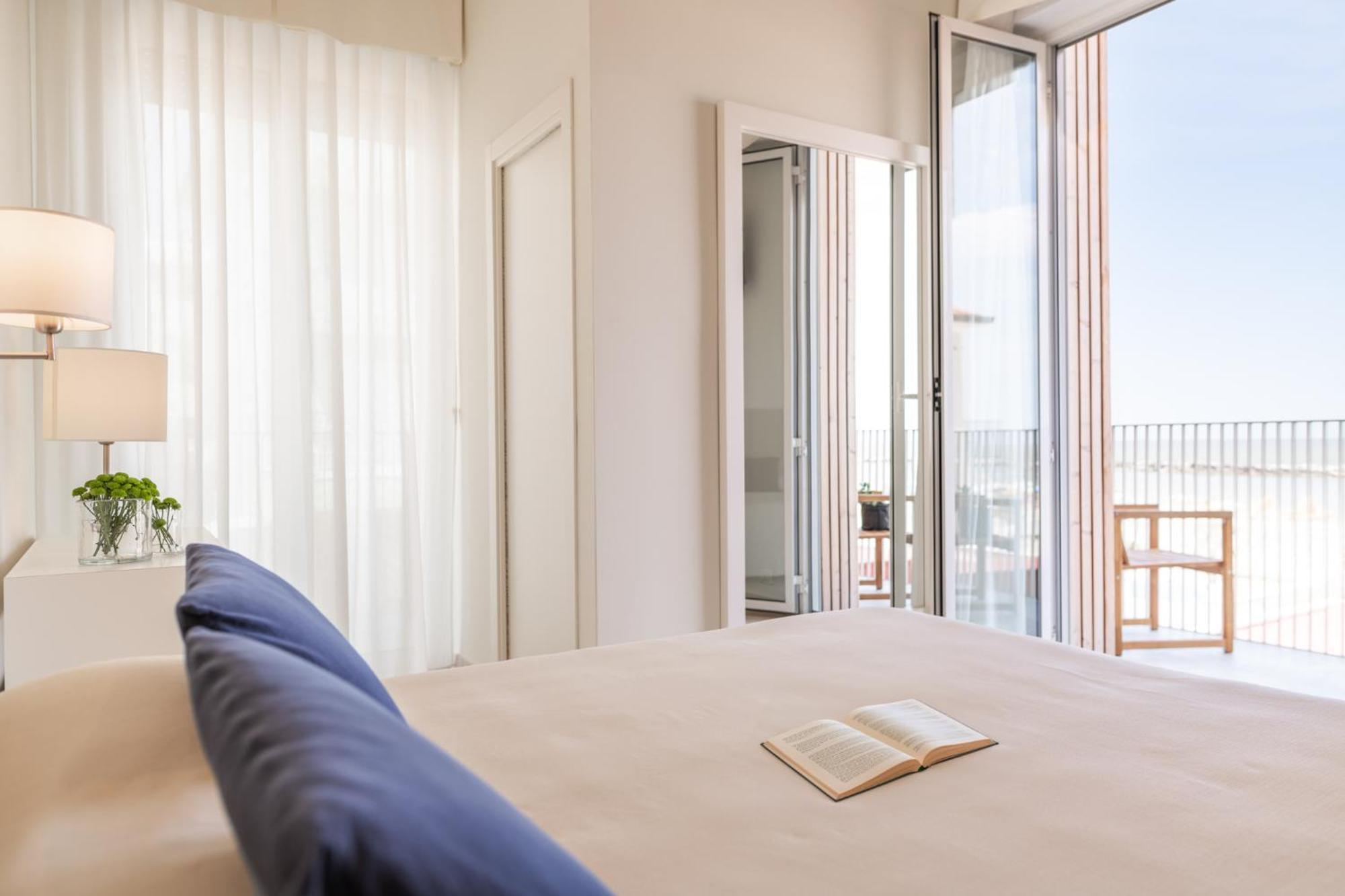 Hotel Capanni 벨레지아아지마리나 외부 사진